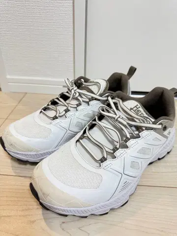 Herno Scarpa 화이트 스니커즈