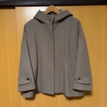 MACKINTOSH LONDON 38