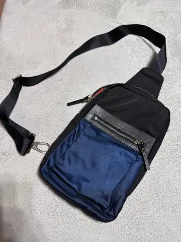 폴스미스 숄더백