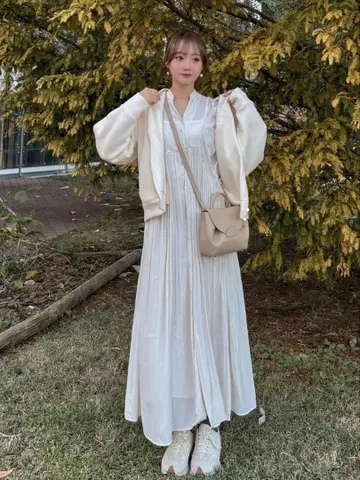 [ 택 포함 미사용 새상품 ] 라그나문 엠보싱 로고 wZIP 후디 후드티