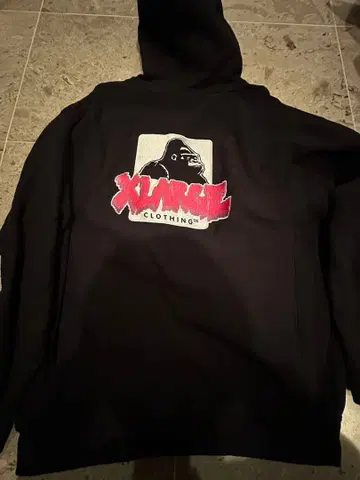 XLARGE 블랙 후드티 후드 부착