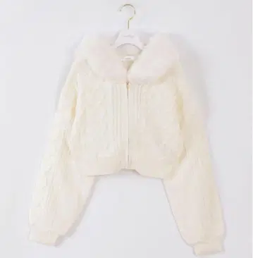 evelyn 퍼 니트 후드티 화이트