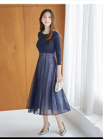 새상품 토코 클로젯 리본&펄 장식 절개 레이스 도킹 원피스