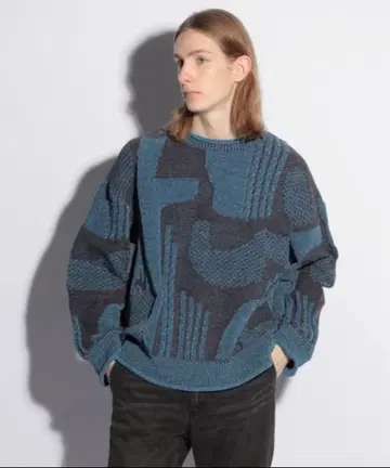 [ 가격 인하 가능 ] 기하학 패턴 니트 스웨터 파랑색과 그레이색