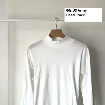 [ 데드스탁 USA ] 00s US Army 모크넥 T셔츠 미군 실물