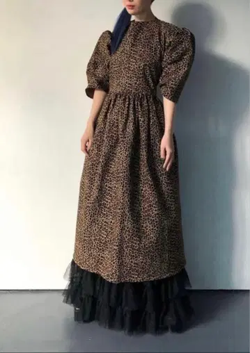 MICRO WAVE 에이프런 드레스