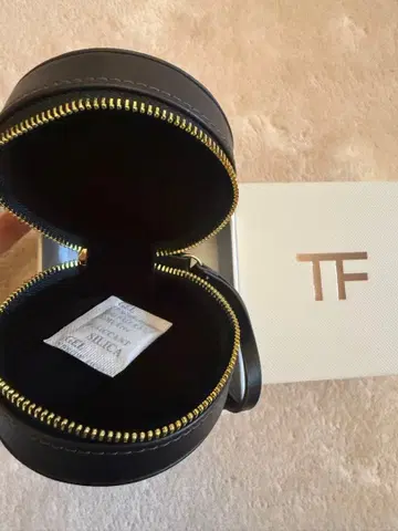 TF 블랙 가죽 주얼리 케이스
