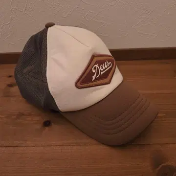 스타일리쉬! 바이크 아웃도어에 DEUS 다이아몬드 트래커 캡