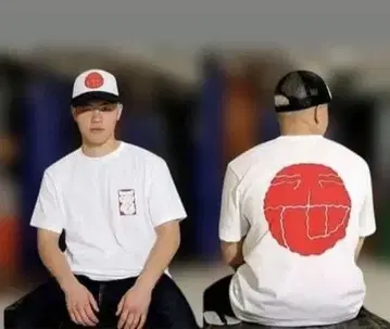 나스카와 텐신 모란 문자 T셔츠 붉은 원 일장기