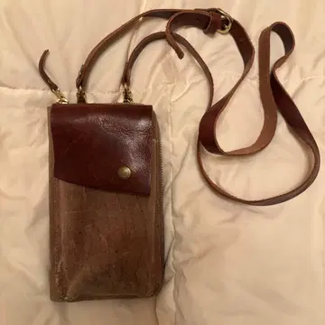 RYU 가죽 브라운 숄더백 지갑백