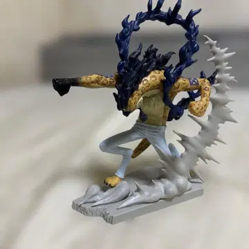 원피스 전광절경 로브 루치 피규어