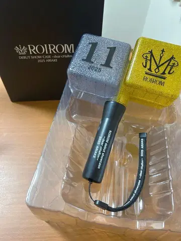 ROIROM 데뷔 쇼케이스 응원봉
