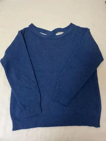 백 크로스 V넥 니트 블루