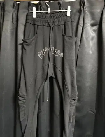 cvtvlist 스터드 로고 사루엘 팬츠 1