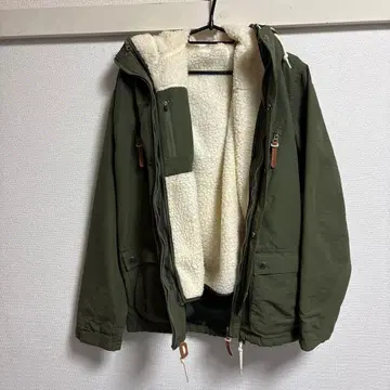 후드 부착 올리브색 마운틴 후드티