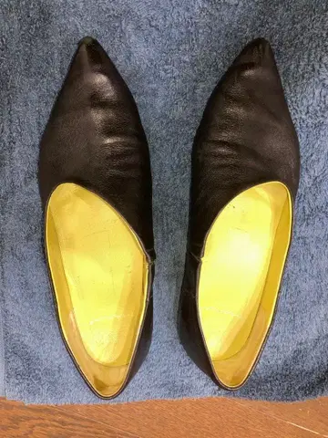 [12/27 처분] MANA 블랙 스틸레토