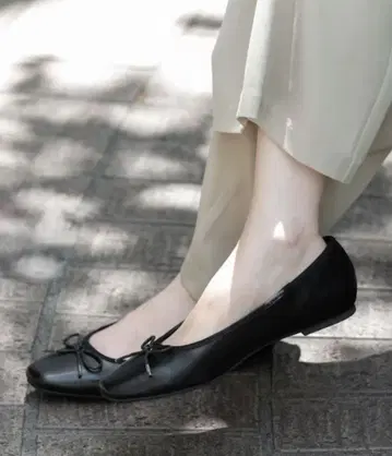 어반 리서치 서니 라벨 컴포트 발레 슈즈 23.5 블랙