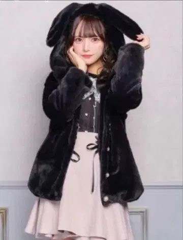 NOEMIE 노에미 토끼 귀 포켓 하트 소매 스핀들 퍼 블루종 블랙 M