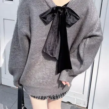 INGNI 백 벨로아 리본 샤기 튜닉 니트