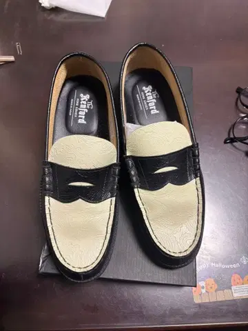 켄포드 로퍼 25.5cm 블랙/크림