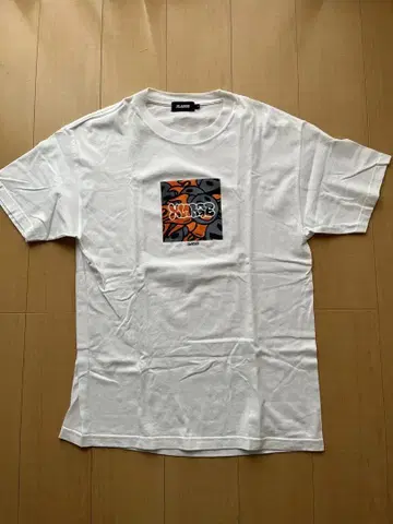 XLARGE x SAM BY PEN S/S TEE