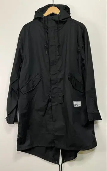 TAIGALIONA 모즈 코트 블랙 L 사이즈