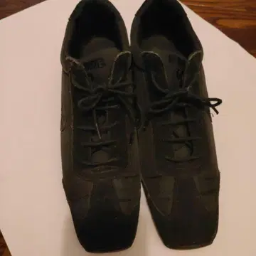 NO NAME 블랙 스니커즈