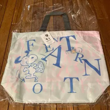 택 포함 새상품 애프터눈 티 스누피 슬릿 에코백 M