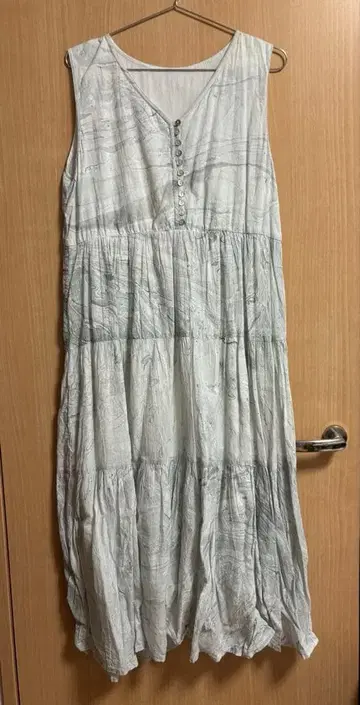 모티브 패턴 원피스 INOBUN