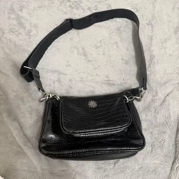 EVRIS 숄더백 블랙