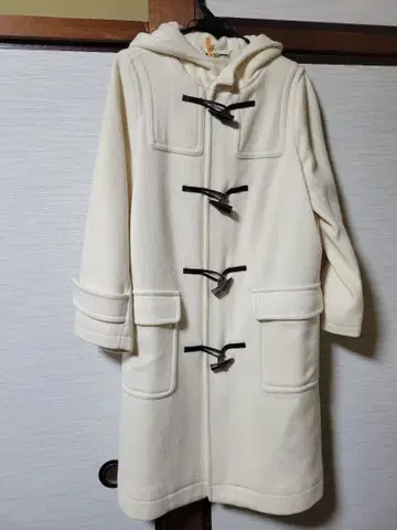 더플 코트 후드 부착 Mila Owen (미라 오웬)