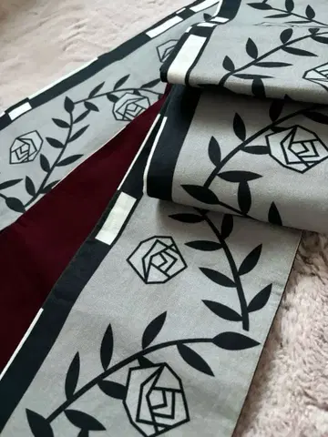 목화 반폭 오비 장미 패턴 모노톤