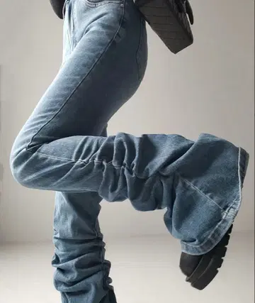 me+em select 헴 셔링 개더 스트레치 플레어 팬츠 S