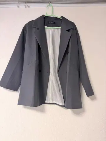 그레이 테일러드 자켓