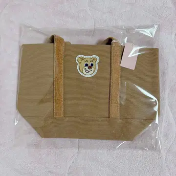 러브러리 바이 페이올드 테디걸 와펜 토트백 베이지