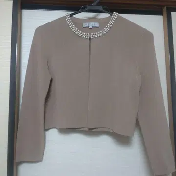 M-PREMIER COUTURE 베이지 긴팔 가디건 38