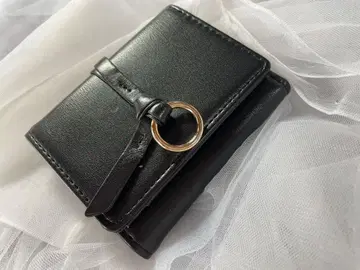 블랙 3단 폴더형 지갑 합성 피혁