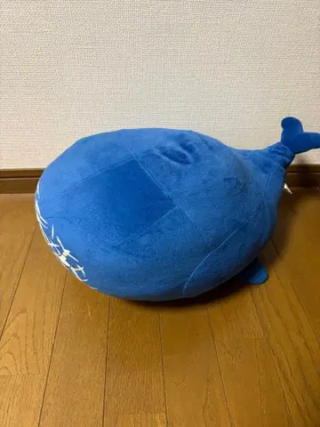 원피스 파란 고래 모양 봉제 인형 (해적 디자인)