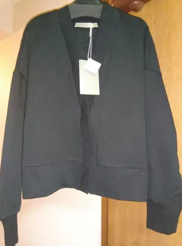 안나 리 새상품 오버 사이즈 백 브러싱 가디건