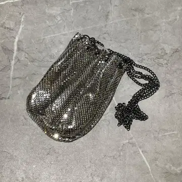 WHITING&DAVIS 숄더 파우치 여성용 실버