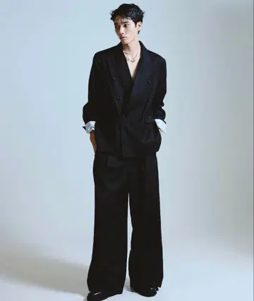 camphor wood 더블 브레스트 피크 라펠 테일러드 자켓 L