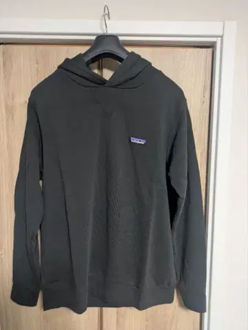patagonia 블랙 M size 후드티