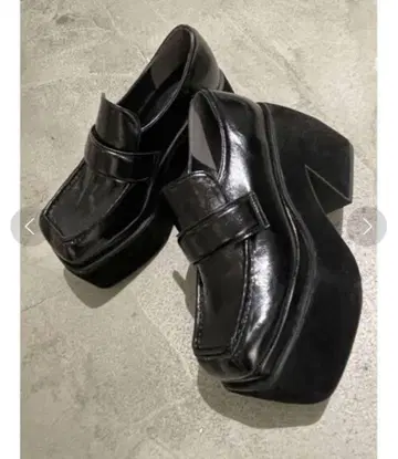 EMODA 솔리드 청키힐 로퍼 M 사이즈