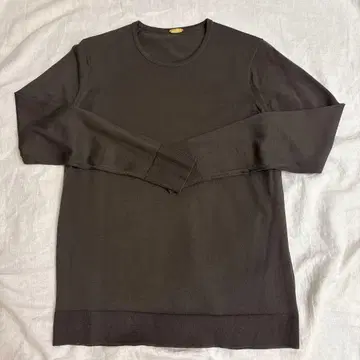 두지엠 클라세 얇은 소재 니트