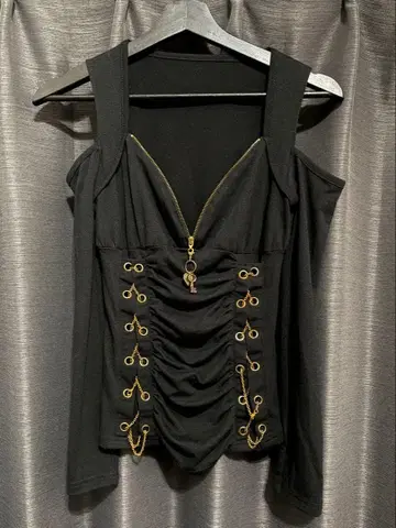 d.i.a. 오프숄더 상의