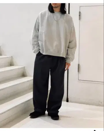 MARKAWARE HUGE SWEAT short