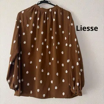 리에스 브라운 도트 무늬 블라우스
