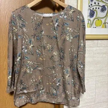 SCAPA 꽃무늬 칠부 소매 티셔츠 사이즈 40