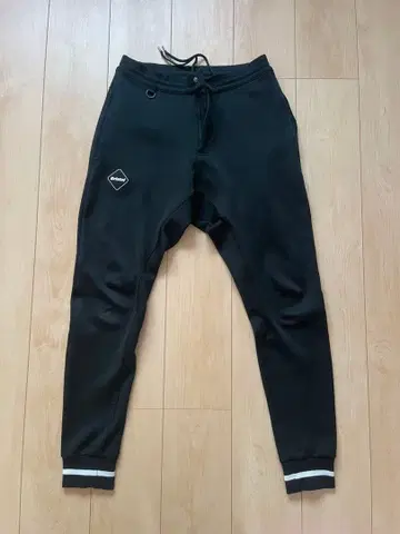 FCRB PDK 트랙 팬츠 조거 팬츠 블랙