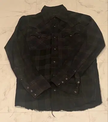 AYUITE 블랙 체크 웨스턴 셔츠